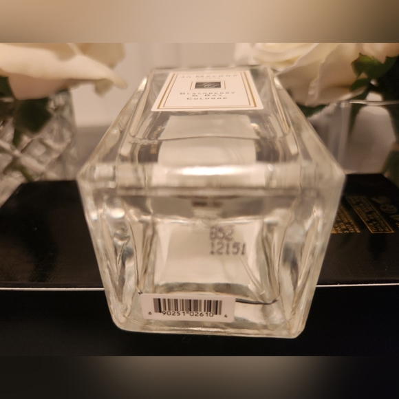Vintage Blackberry & Bay Cologne Spray by Jo Malone; 100ml / 3.4 fl.oz; May 2012 - Picture 5 of 14